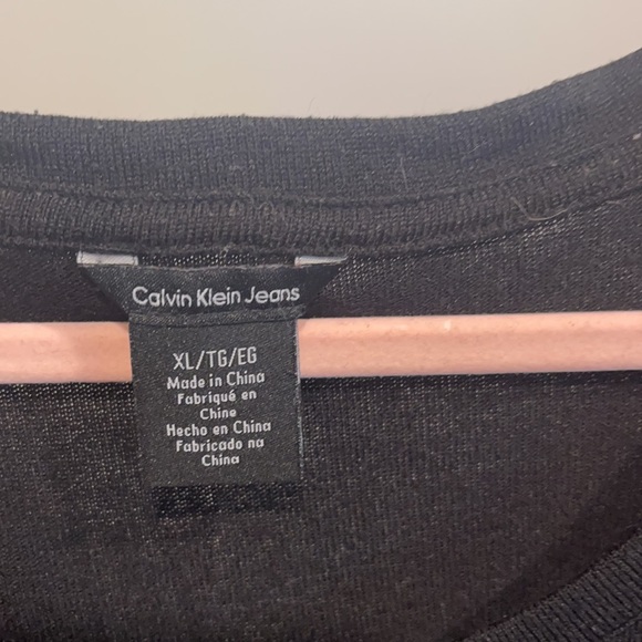 Calvin Klein Sweater - Picture 2 of 2